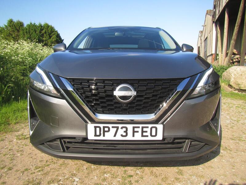 View NISSAN QASHQAI 1.3 DIG-T MHEV N-Connecta Manual - DAMAGED CAT S - DRIVE AWAY