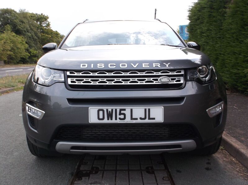 View LAND ROVER DISCOVERY SPORT 2.0 TD4 HSE LUXURY 7 SEAT
