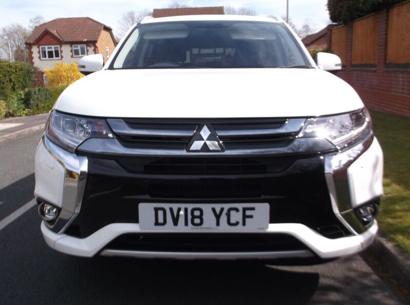 MITSUBISHI OUTLANDER