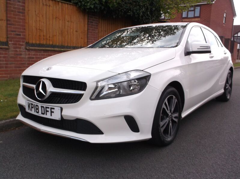 View MERCEDES-BENZ A CLASS A 180 SE